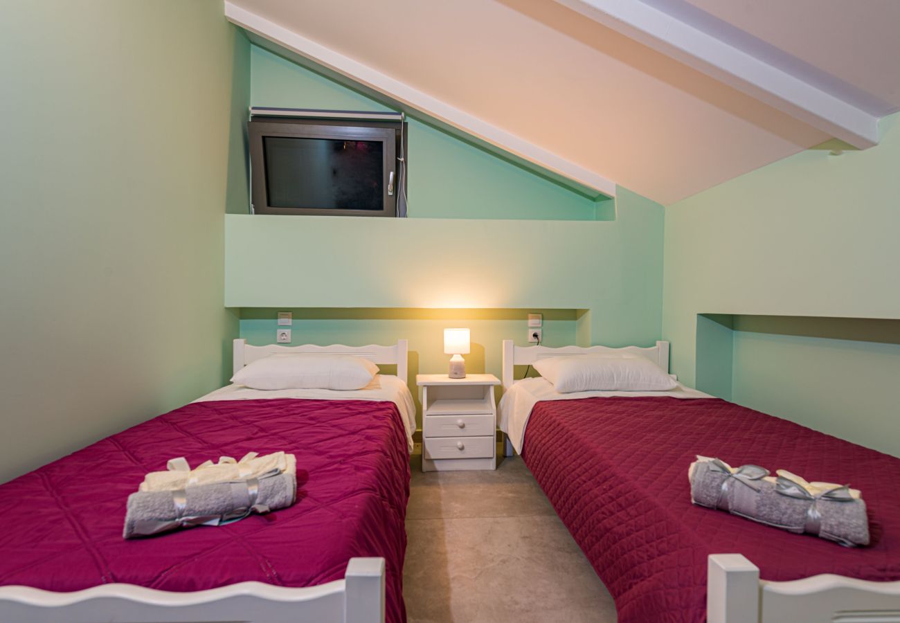 Apartment in Kipoi - Vizantida 3 Bedroom Sea View Maisonette 