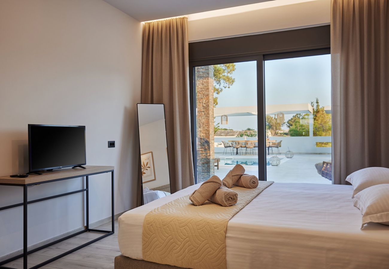 Villa in Zakinthos - Valley View 3 Bedroom Villa with Private Pool