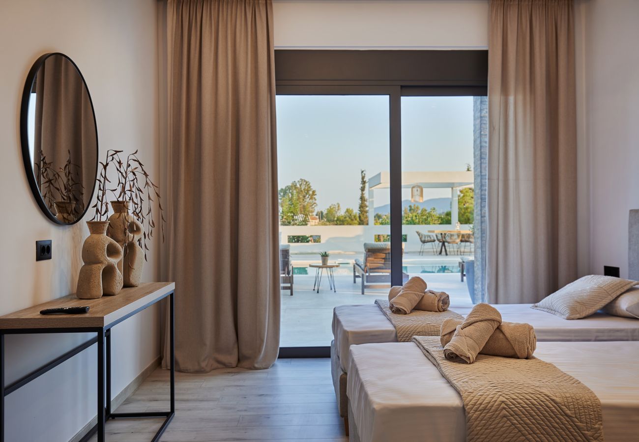 Villa in Zakinthos - Valley View 3 Bedroom Villa with Private Pool