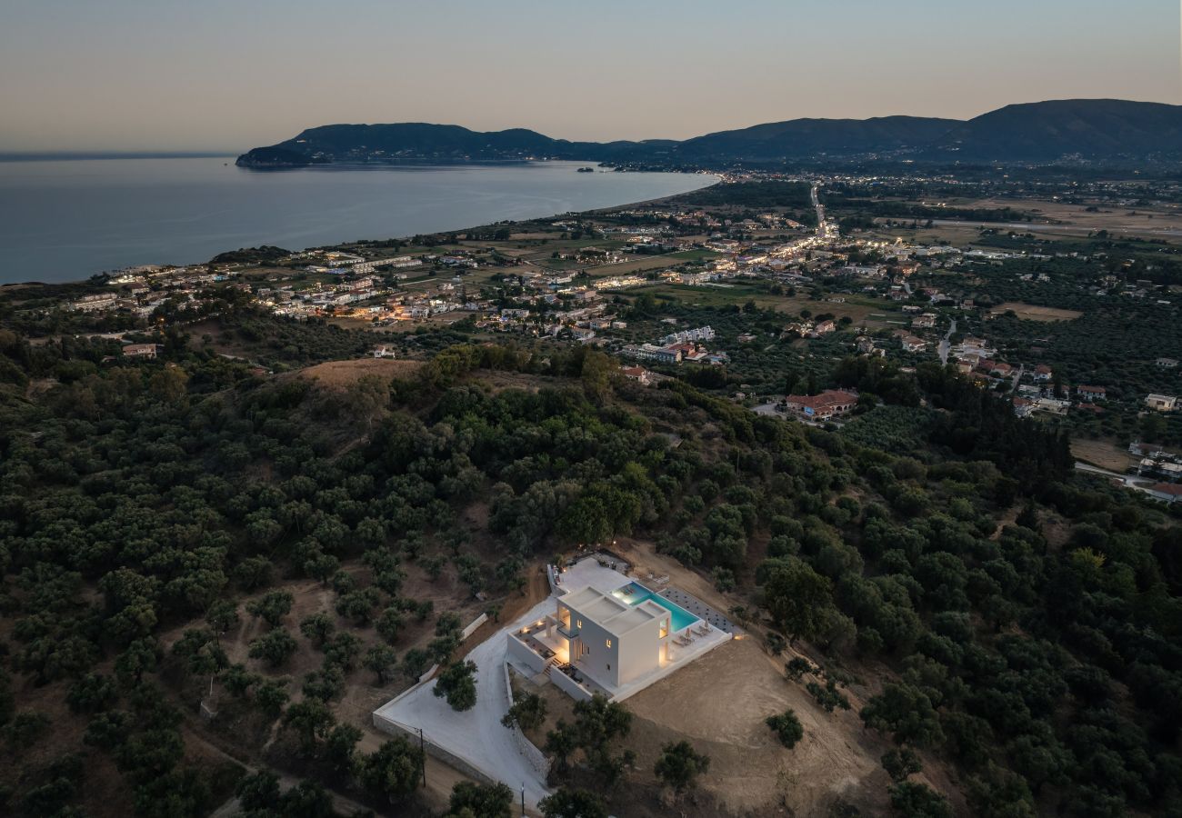 Villa in Argasi - Euphoria Hill 3 Bedroom Villa with Private Pool