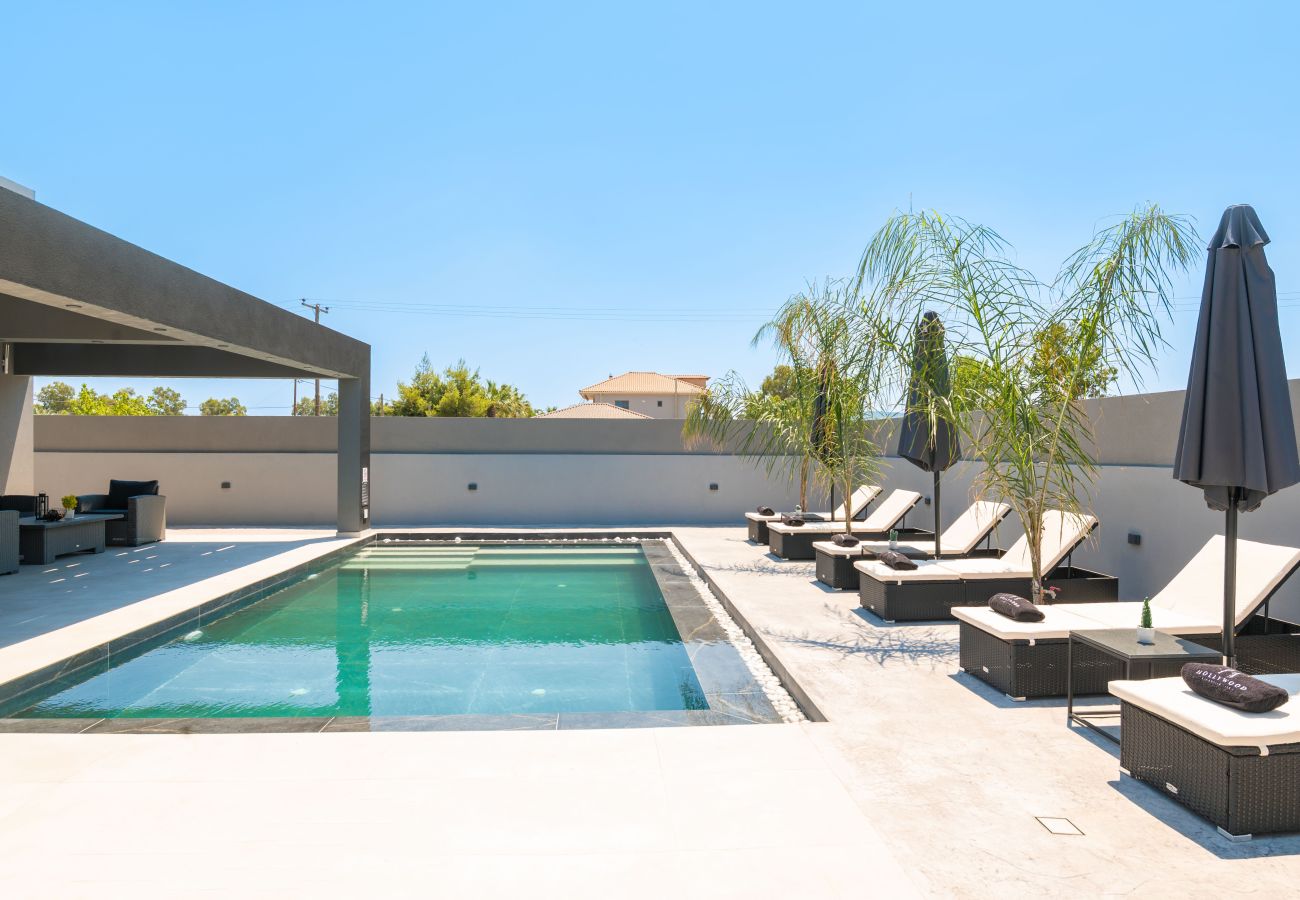 Villa in Ampelokipoi - Hollywood 3 Bedroom Villa with private pool