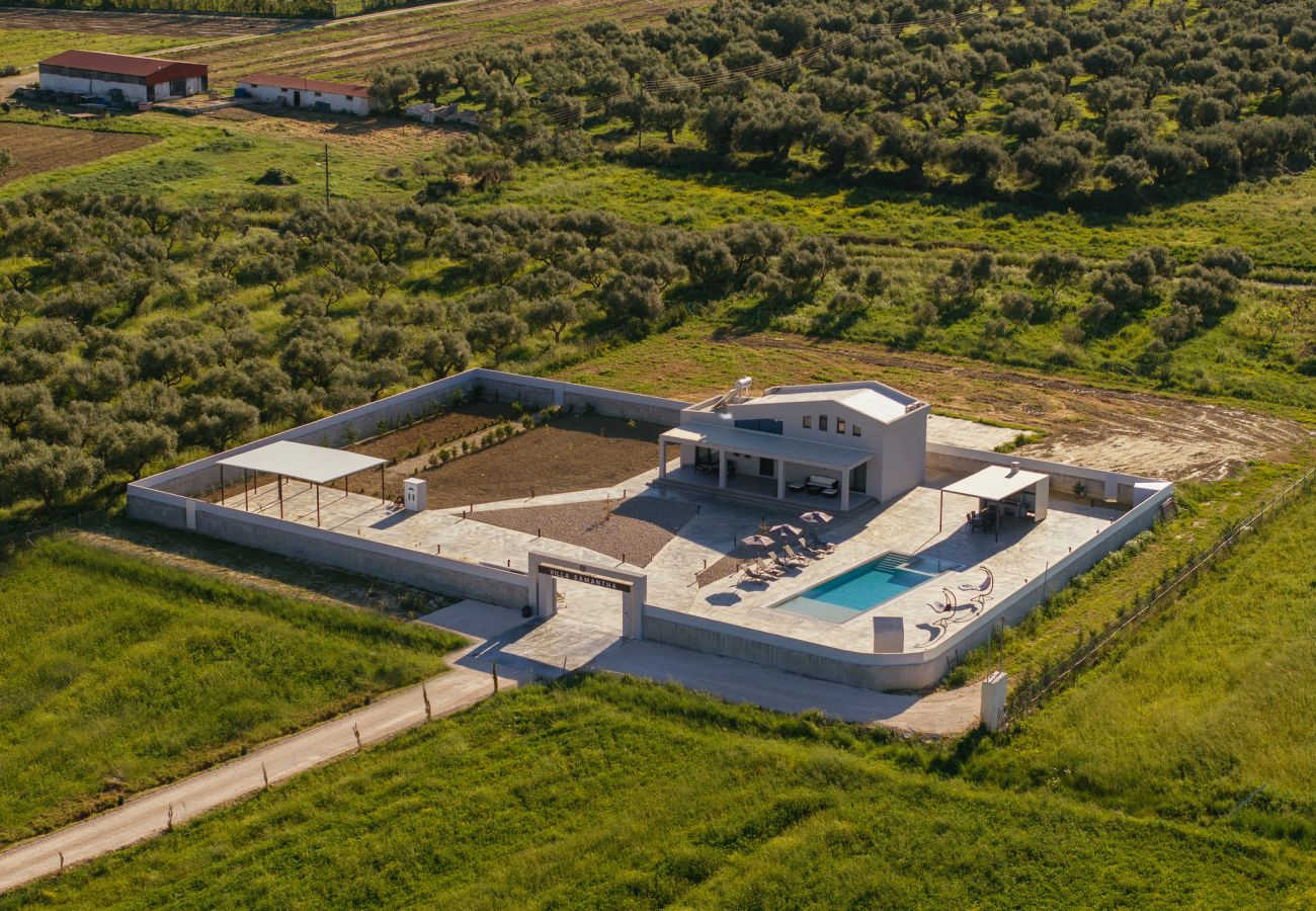 Villa in Ampelokipoi - Samantha 3 Bedroom Villa with private pool