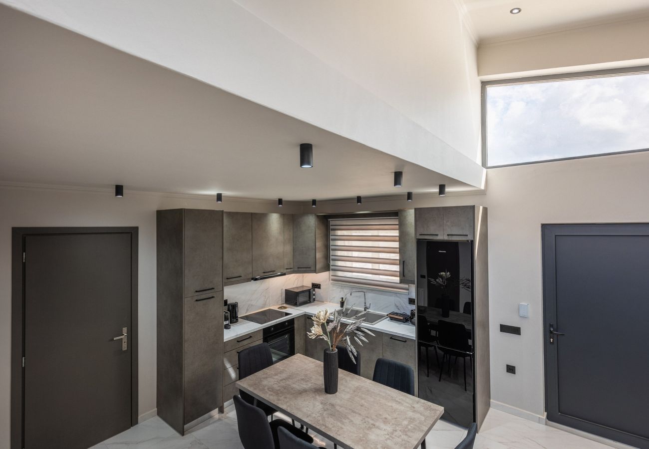 Villa in Ampelokipoi - Samantha 3 Bedroom Villa with private pool