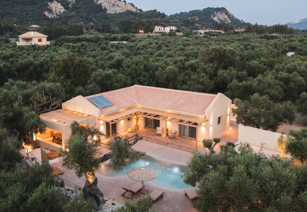 Villa in Kydoni - Nonos Fioro - Bougainvillea 3 Bedroom Villa