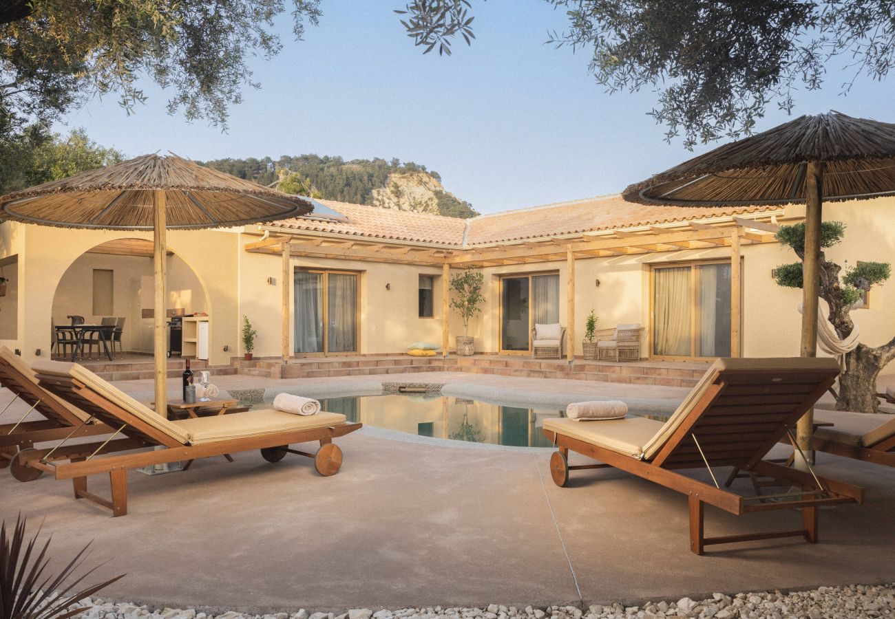 Villa in Kydoni - Nonos Fioro - Bougainvillea 3 Bedroom Villa