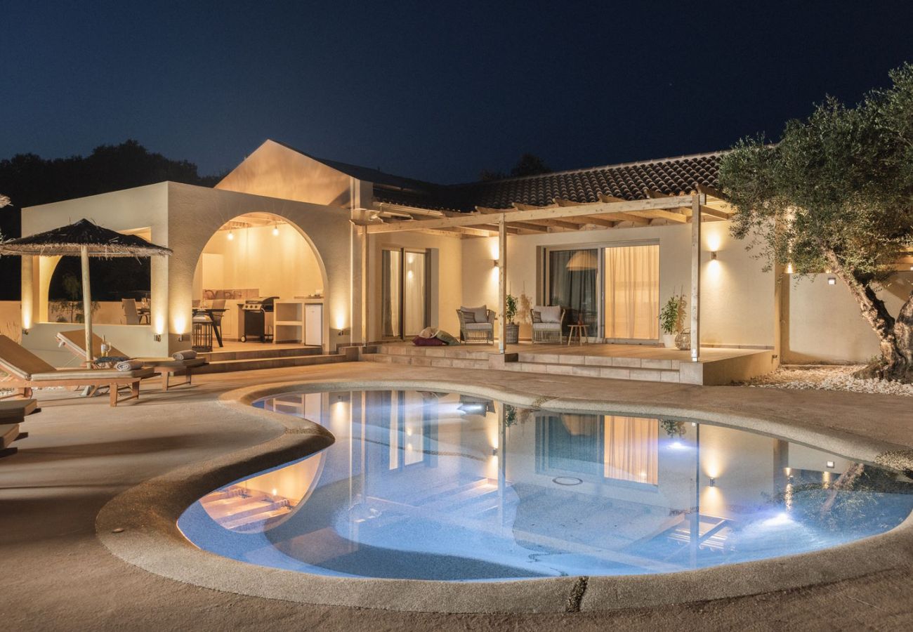 Villa in Kydoni - Nonos Fioro - Ntopia 2 Bedroom Villa