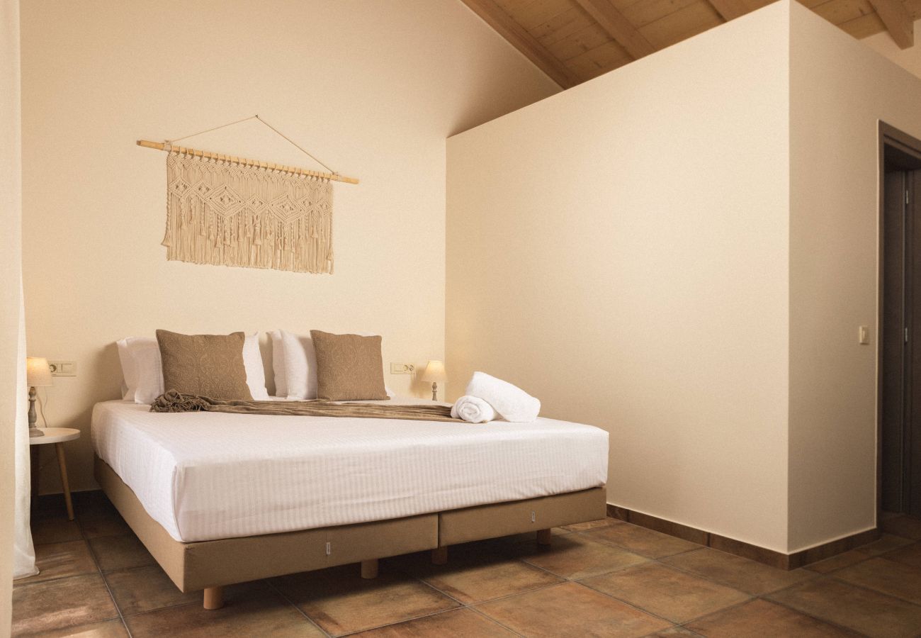 Villa in Kydoni - Nonos Fioro - Ntopia 2 Bedroom Villa