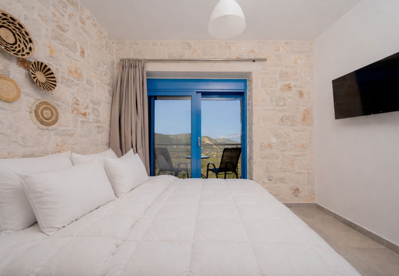 Residence in Volimes - Royal Majestic Residences with Pool & Sea View