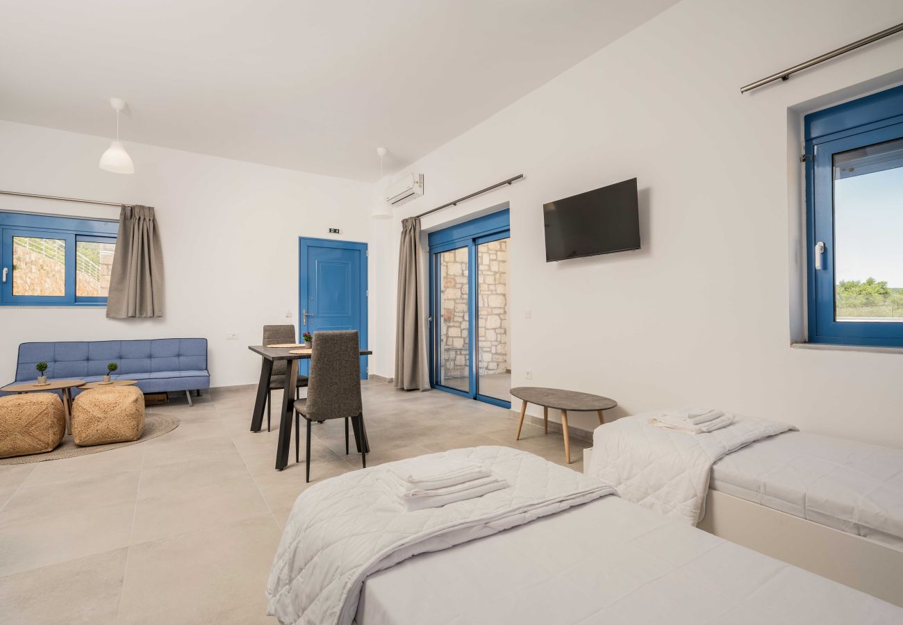 Residence in Volimes - Royal Majestic Residences with Pool & Sea View