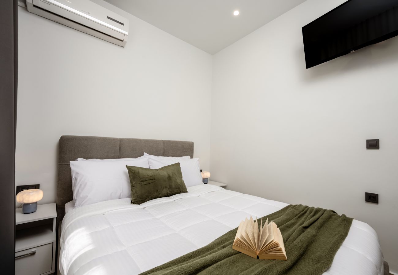Apartment in Zakynthos - Rapai City Apartments – Central Stays in Zakynthos Town