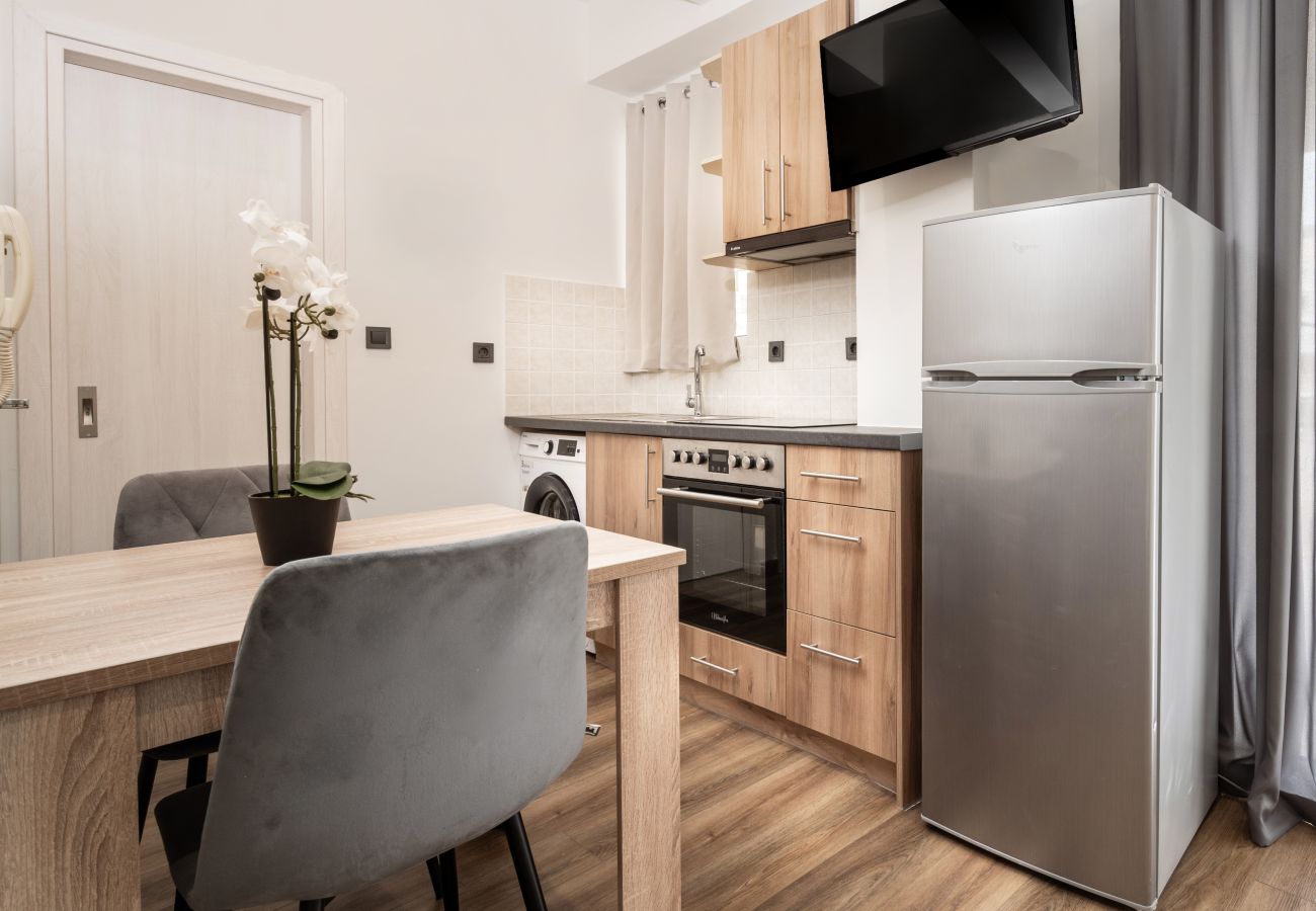 Studio in Zakynthos - Rapai City Apartments - Central Stays in Zakynthos Town