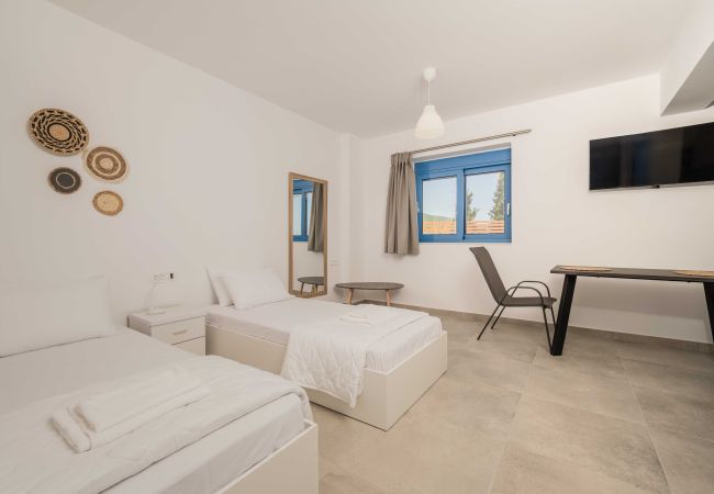 Residence in Volimes - Royal Majestic Residences with Pool & Sea View