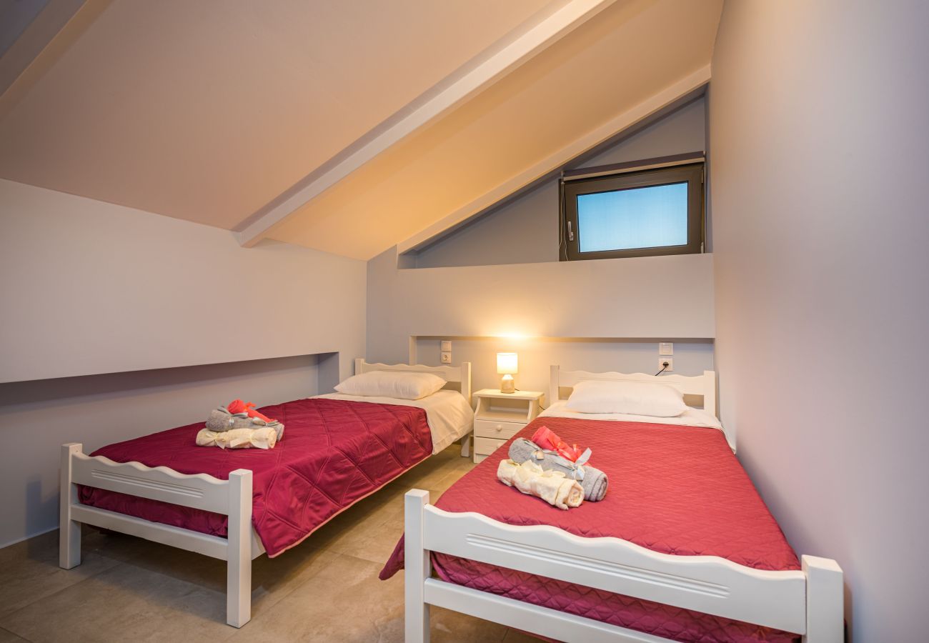 Apartment in Kipoi - Vizantida 3 Bedroom Sea View Maisonette 