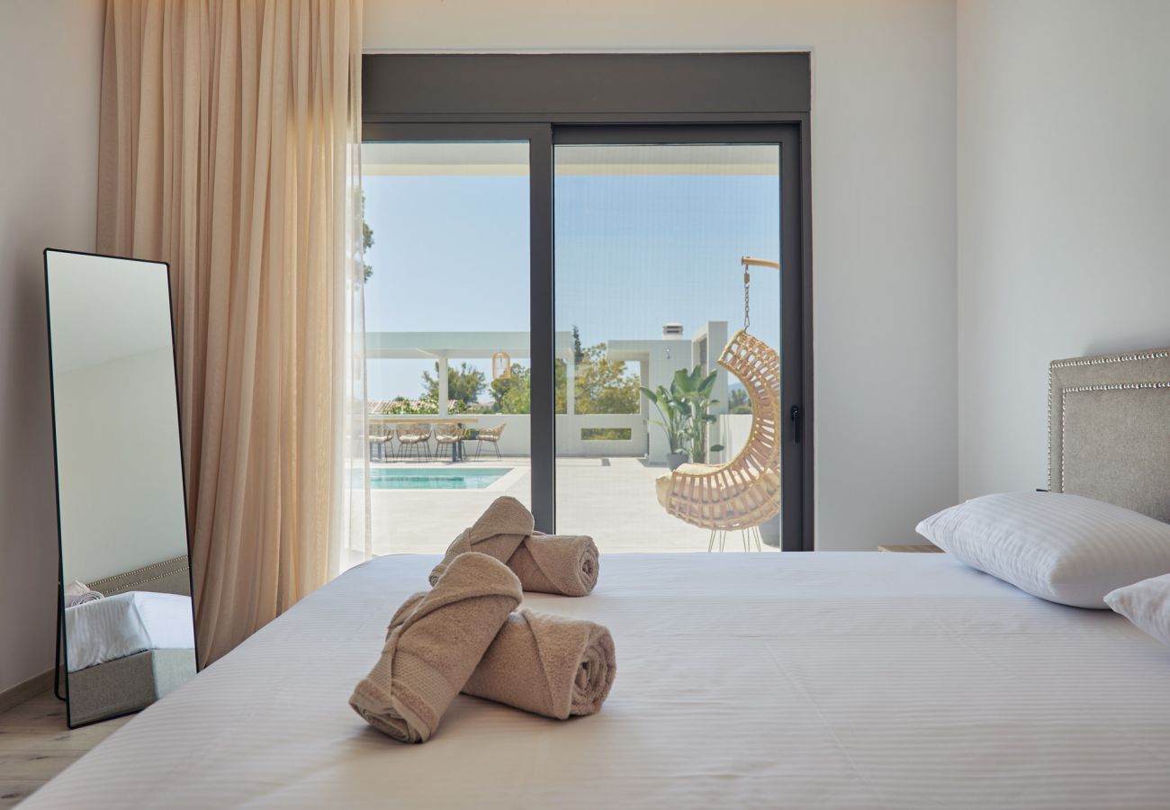 Villa in Zakinthos - Valley View 3 Bedroom Villa with Private Pool