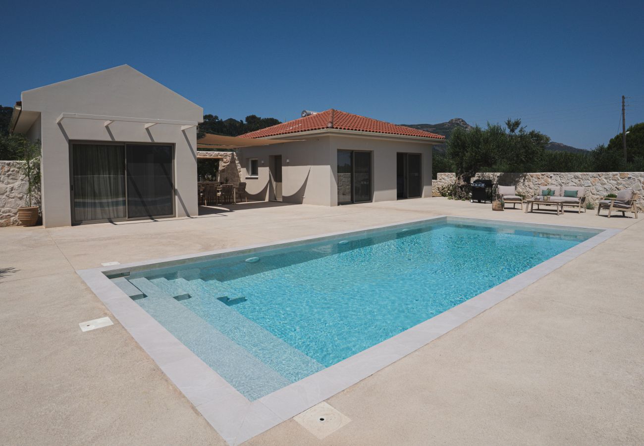 Villa in Vasilikos - Alkinari Villa - 2 Bedrooms & Private Pool