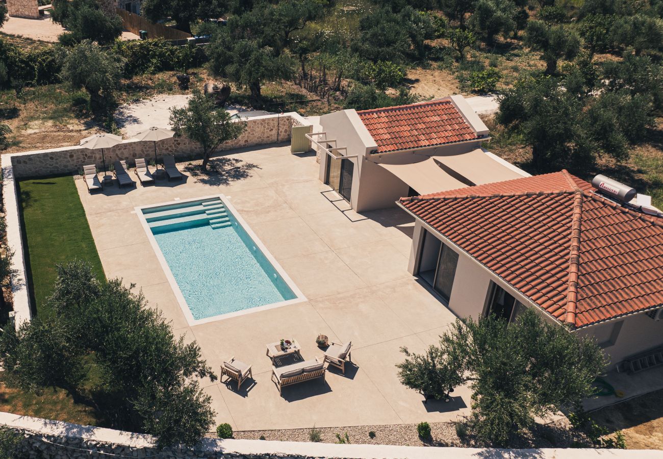 Villa in Vasilikos - Alkinari Villa - 2 Bedrooms & Private Pool