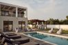 Villa in Ampelokipoi - Cozy Aura 2 Bedroom Residence with Private Pool