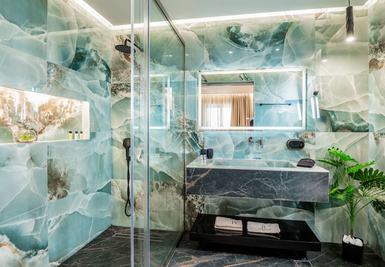 Villa in Ampelokipoi - Hollywood 3 Bedroom Villa with private pool