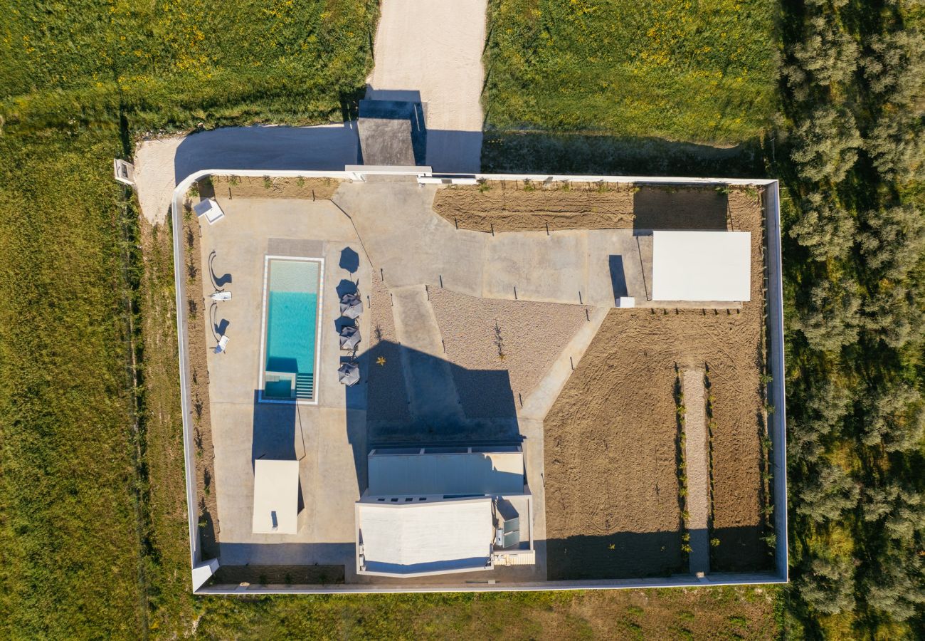 Villa in Ampelokipoi - Samantha 3 Bedroom Villa with private pool