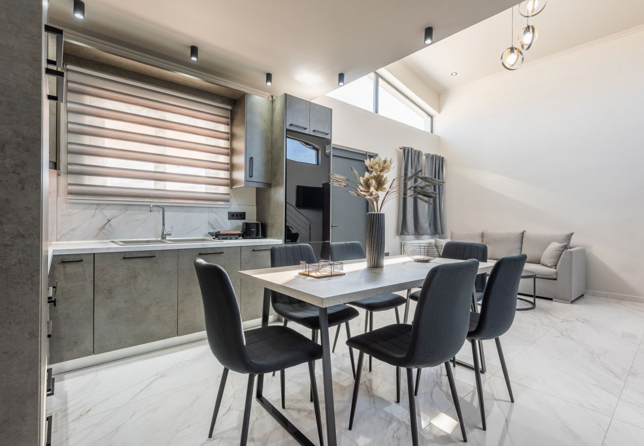 Villa in Ampelokipoi - Samantha 3 Bedroom Villa with private pool