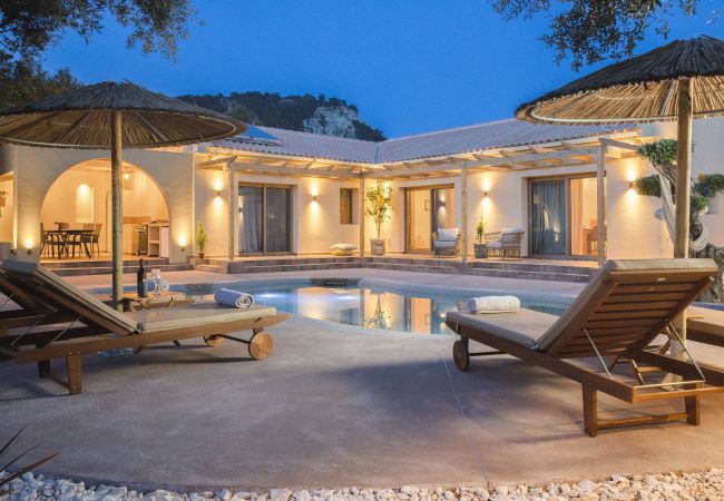 Villa in Kydoni - Nonos Fioro - Bougainvillea 3 Bedroom Villa